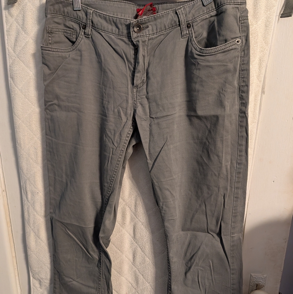Men's Gray Jeans